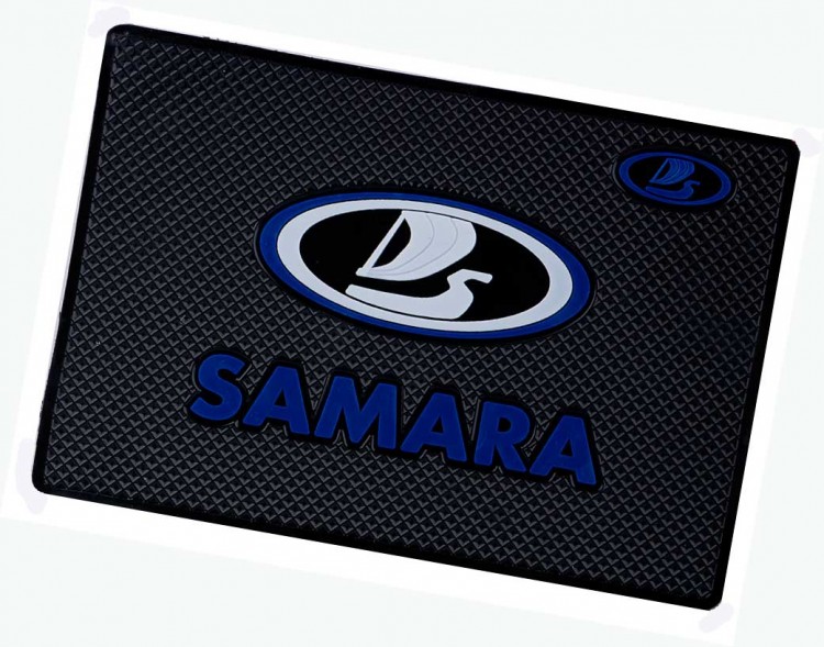 Коврик на панель Lada Samara 18.5*13 см              