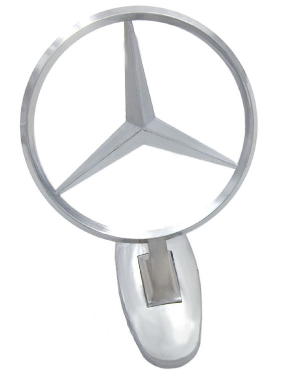 Прицел на капот Mercedes