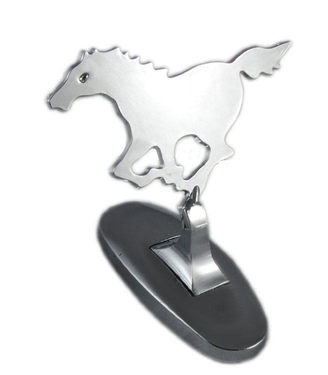 Прицел на капот Mustang
