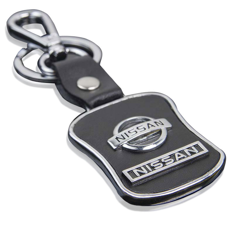 Брелок Nissan 50*38 с карабином и кольцом