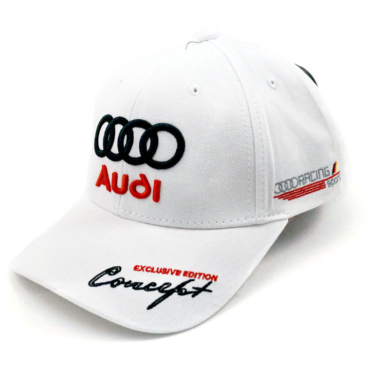 Кепка с козырьком Audi белая