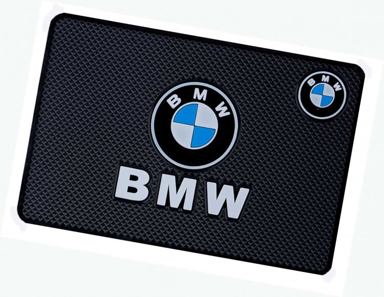 Коврик на панель BMW 18.5*13 см 