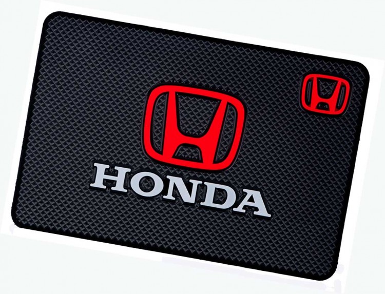 Коврик на панель Honda 18.5*13 см  